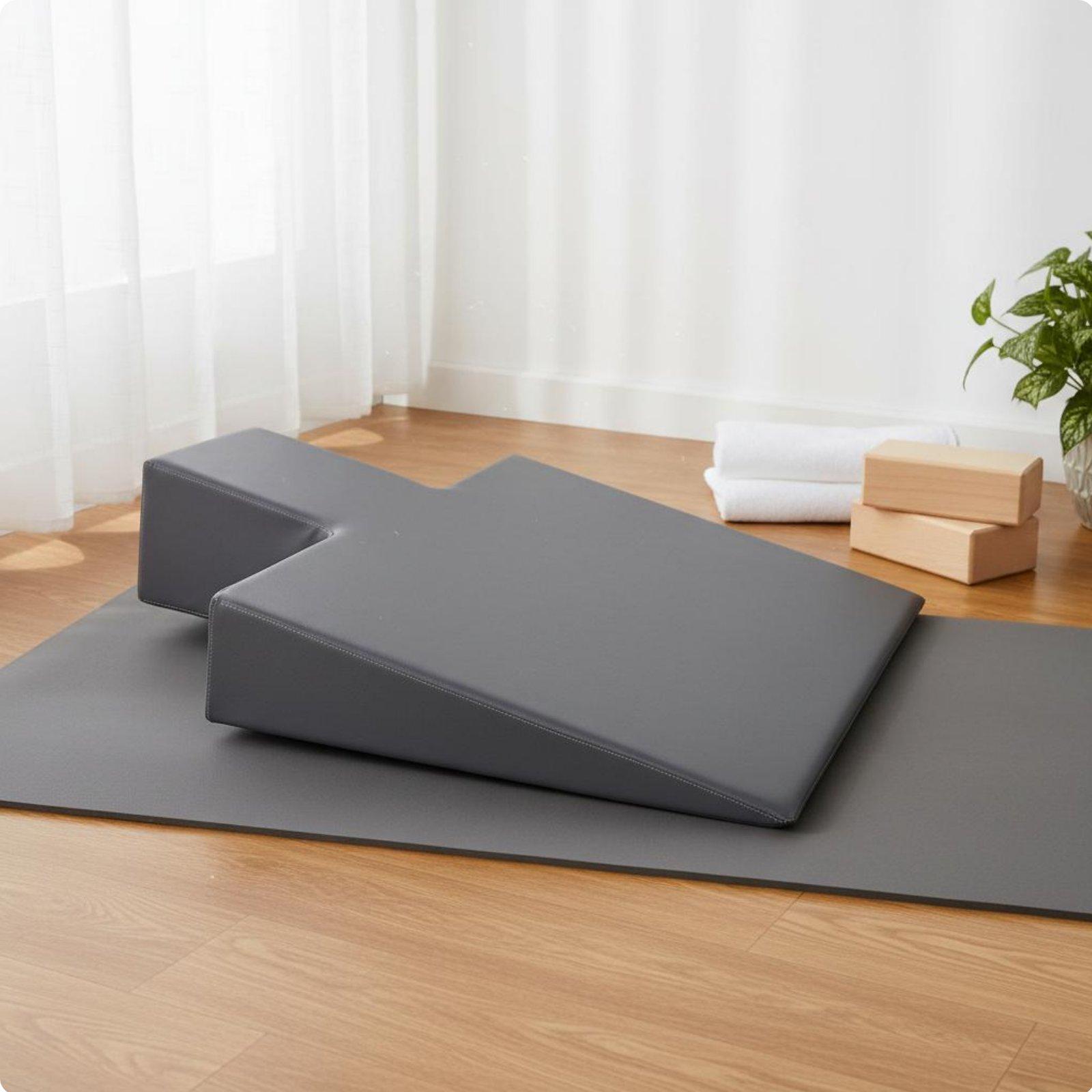 Maternity Support Cushion Dens - Pilates & Yoga Training Center ulasan dan harga